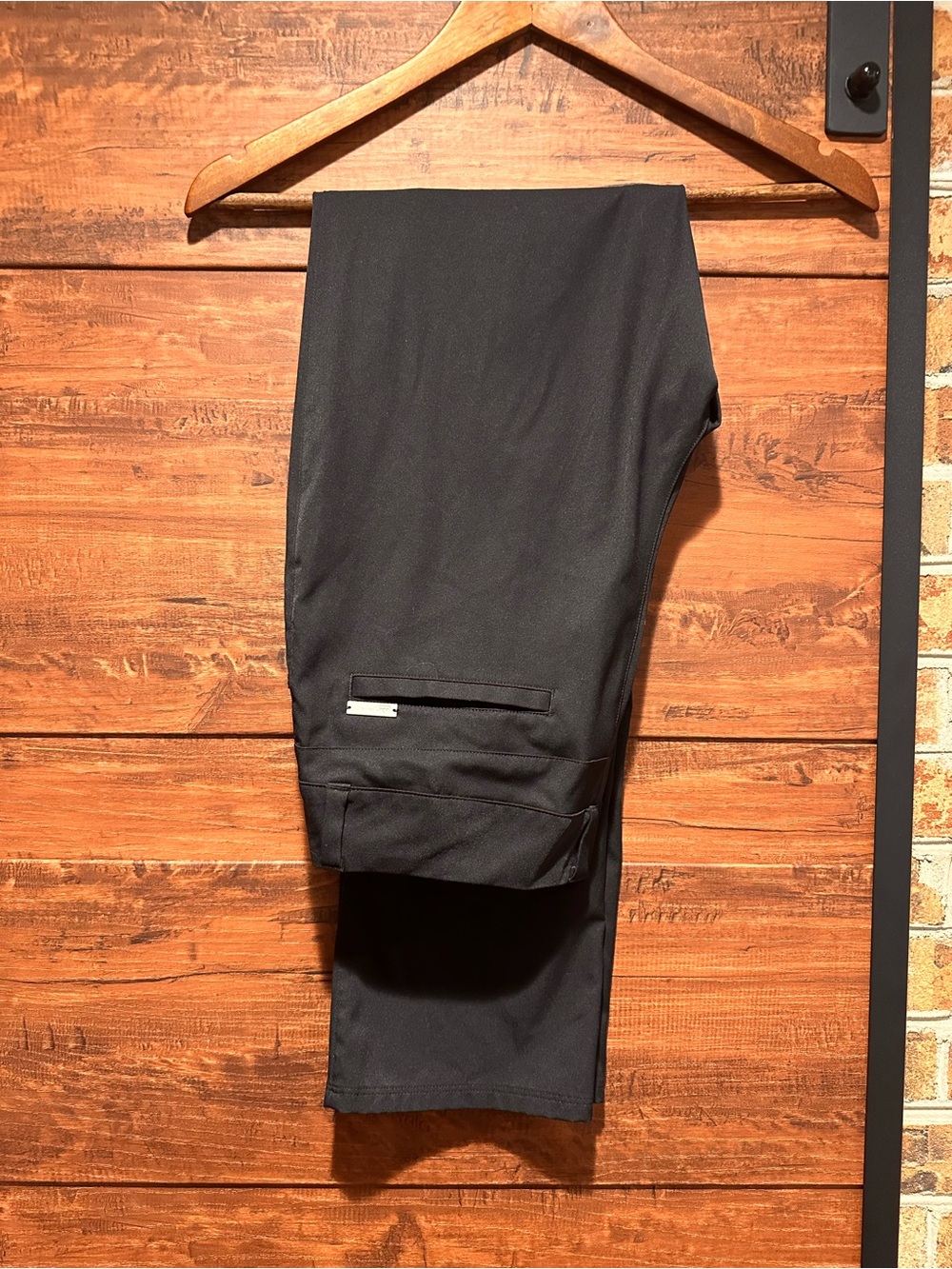 Women’s Adidas black golf pants